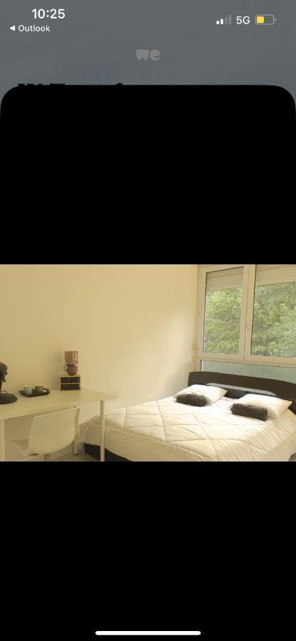 Bed and Breakfast Se: 13A Rue Des Touleuses Pourpre à Cergy Extérieur photo